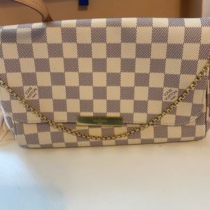 Louis Vuitton crossbody